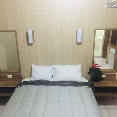 Class Apart Hotel Енкарнасьйон Екстер'єр фото